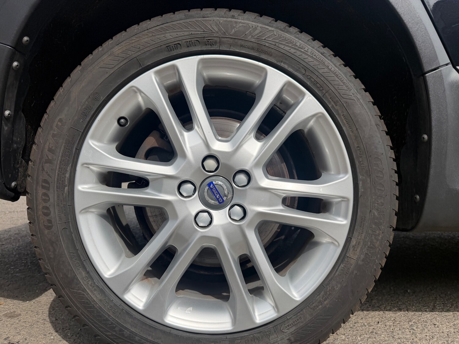 Used Volvo XC70 2015 for sale - 78197224: Photo 18