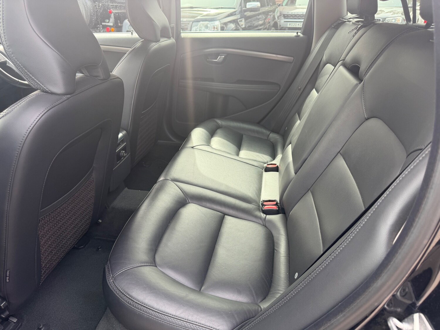 Used Volvo XC70 2015 for sale - 78197224: Photo 31