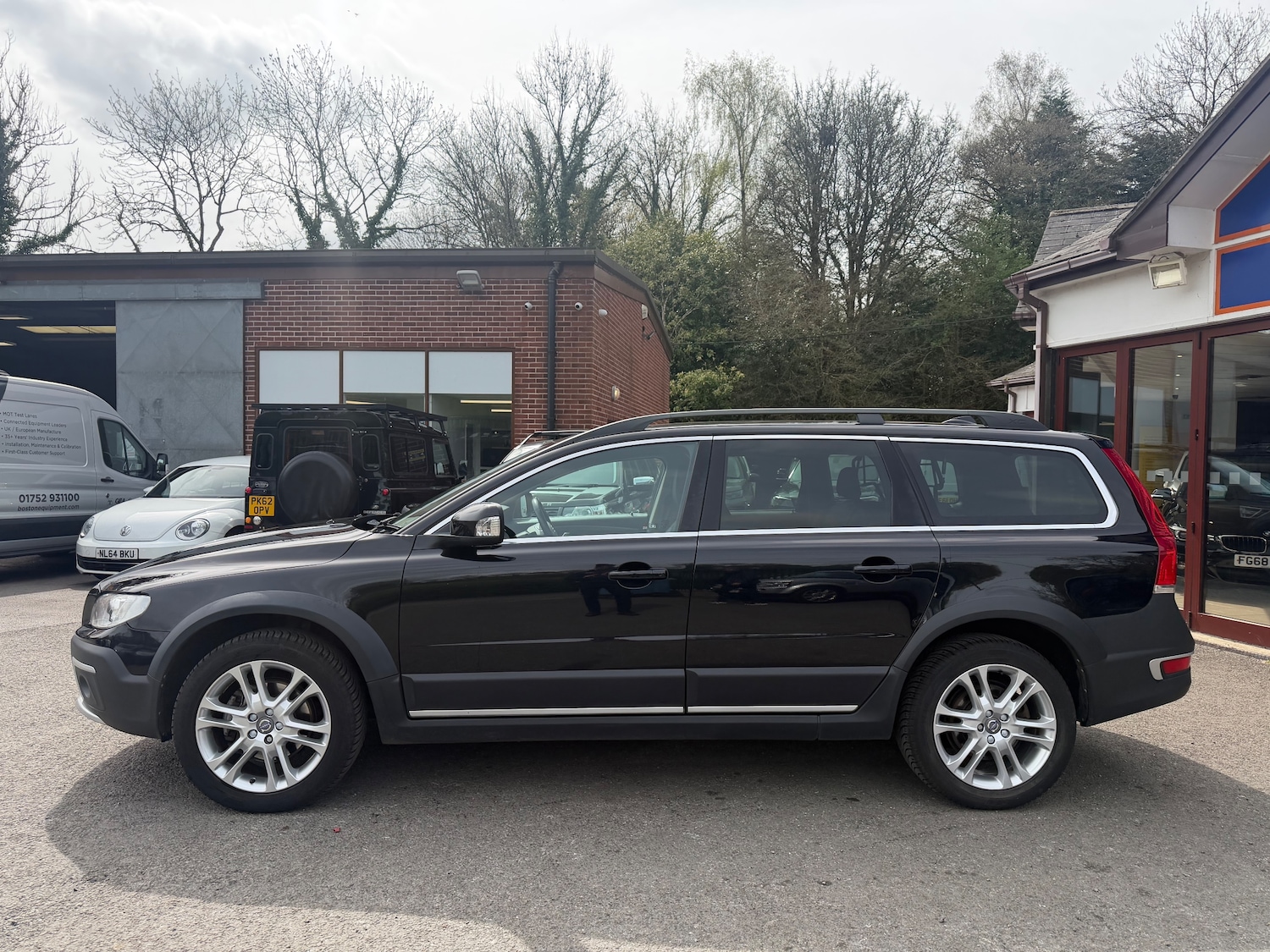 Used Volvo XC70 2015 for sale - 78197224: Photo 5