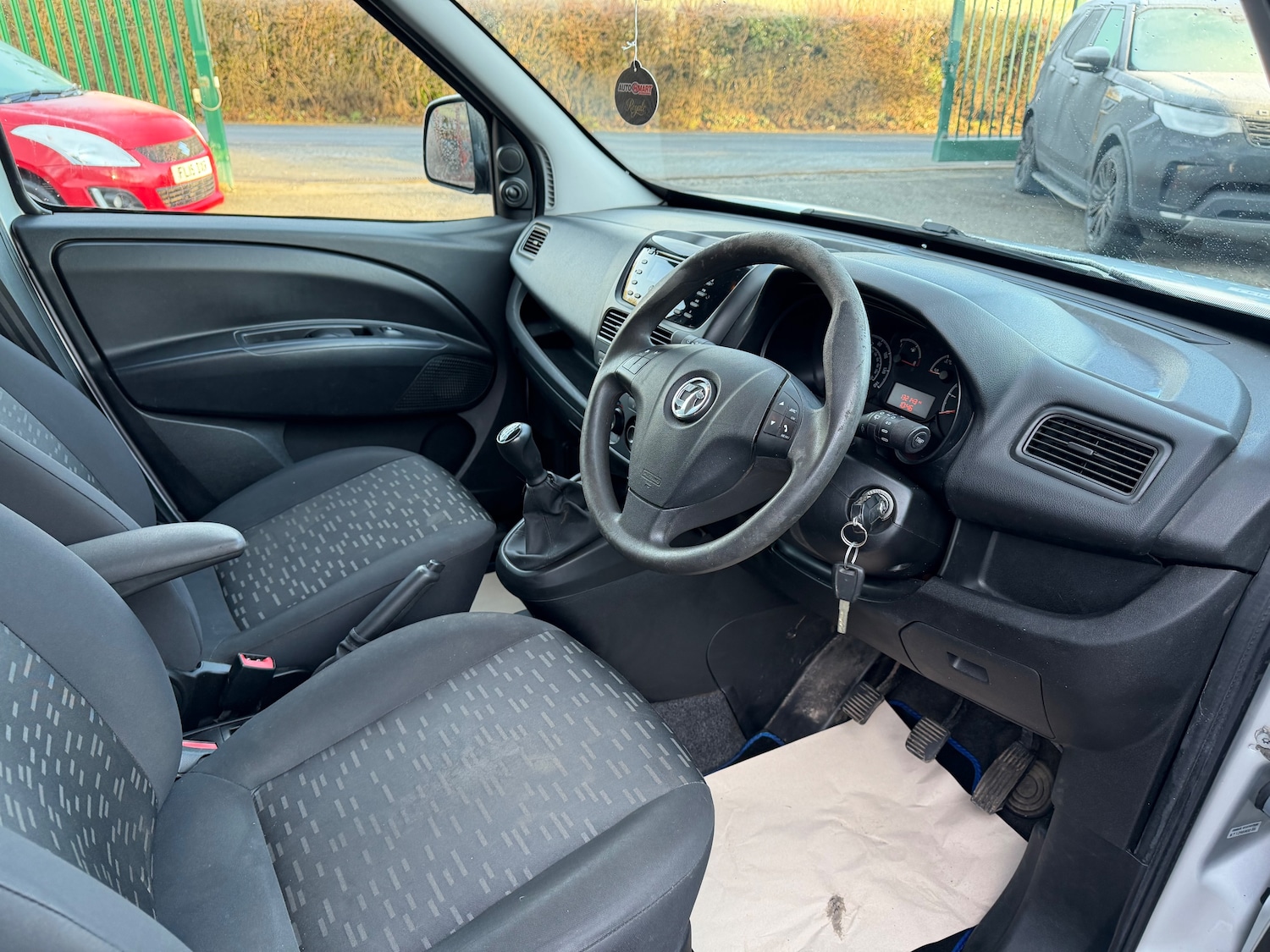 Used Vauxhall Combo 2014 for sale - 77195766: Photo 11