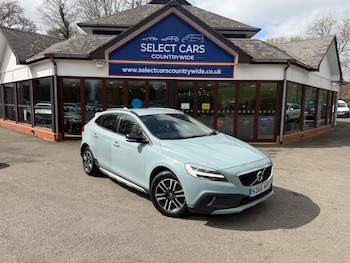 Used Volvo V40 Cross Country 2016 for sale - 78029046: Photo