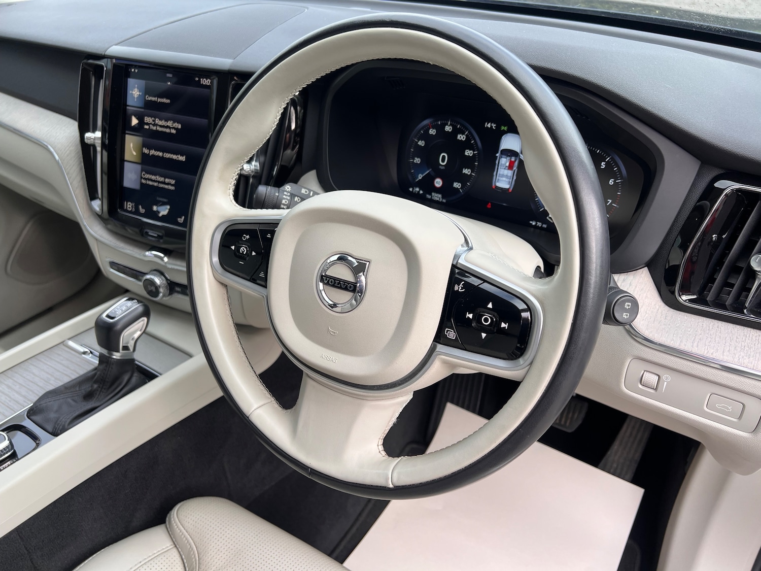 Used Volvo XC60 2017 for sale - 76087274: Photo 18