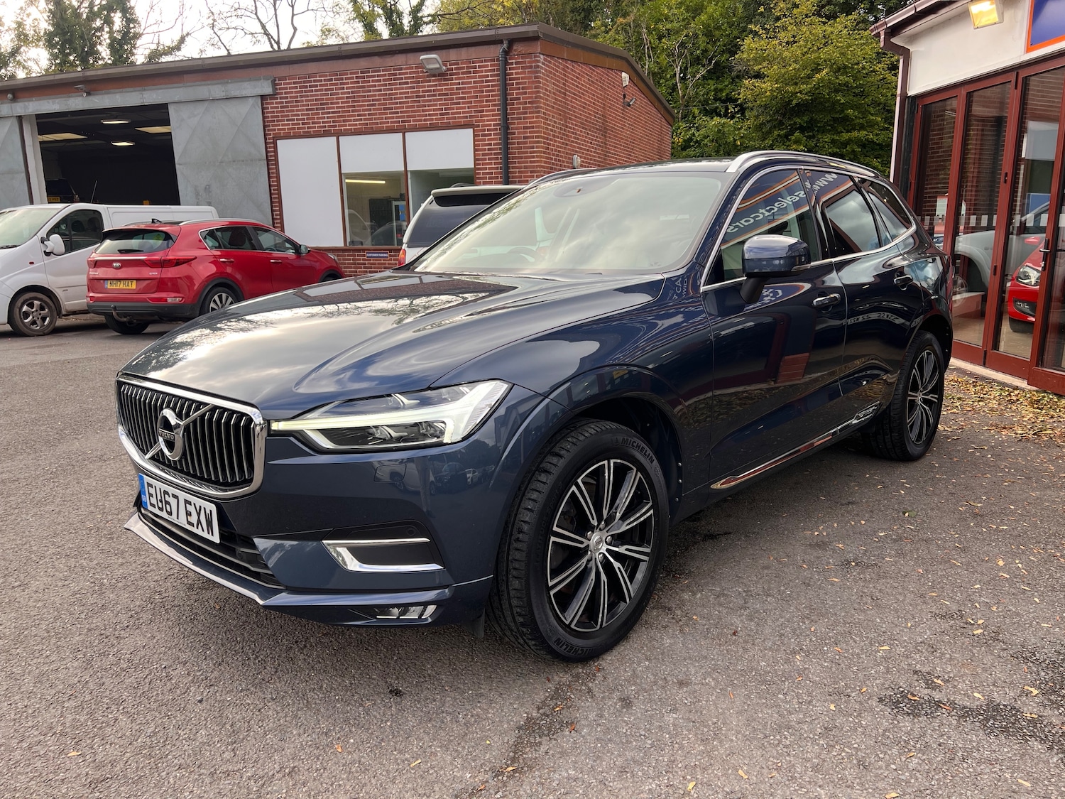 Used Volvo XC60 2017 for sale - 76087274: Photo 4
