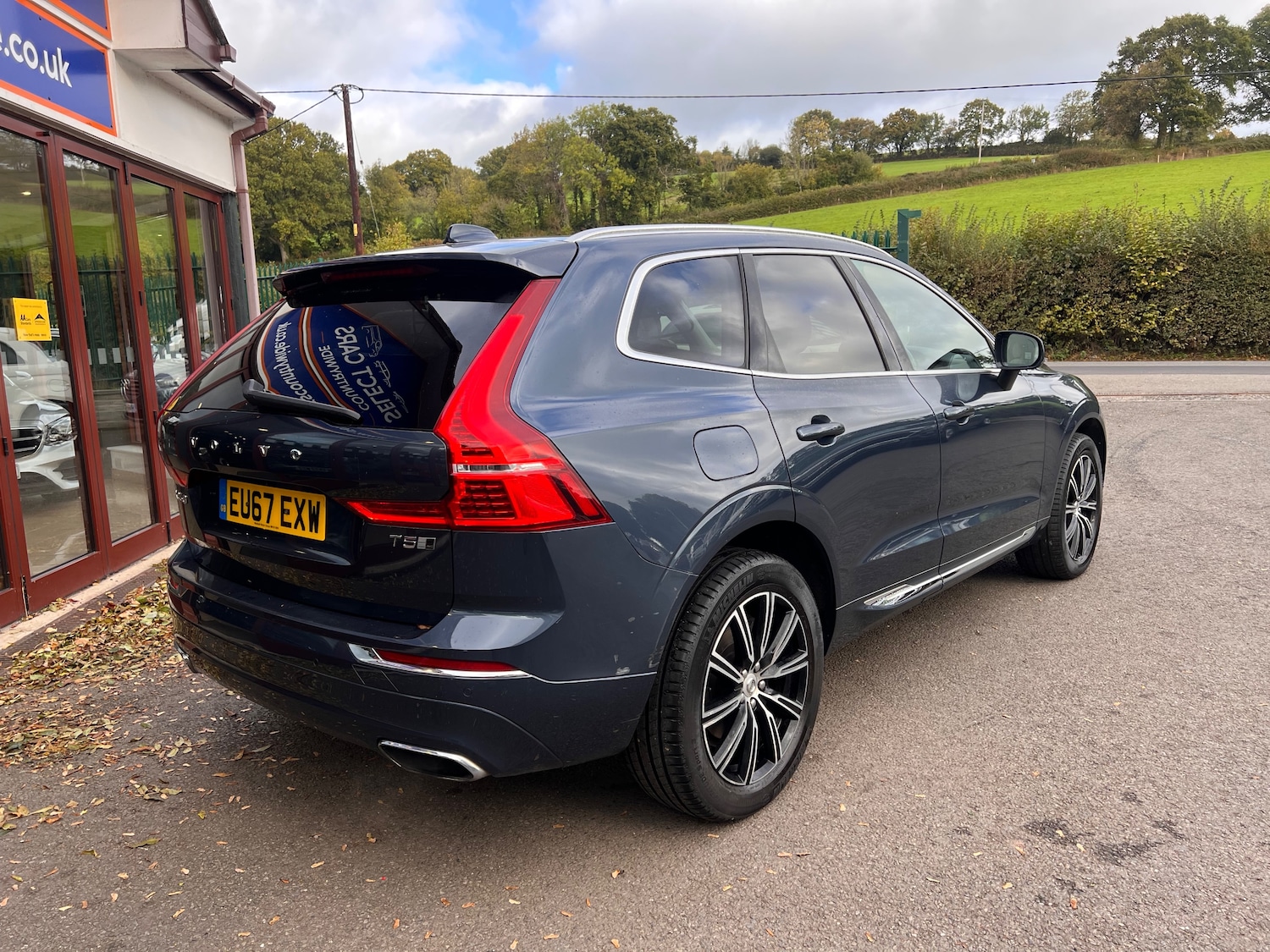 Used Volvo XC60 2017 for sale - 76087274: Photo 8