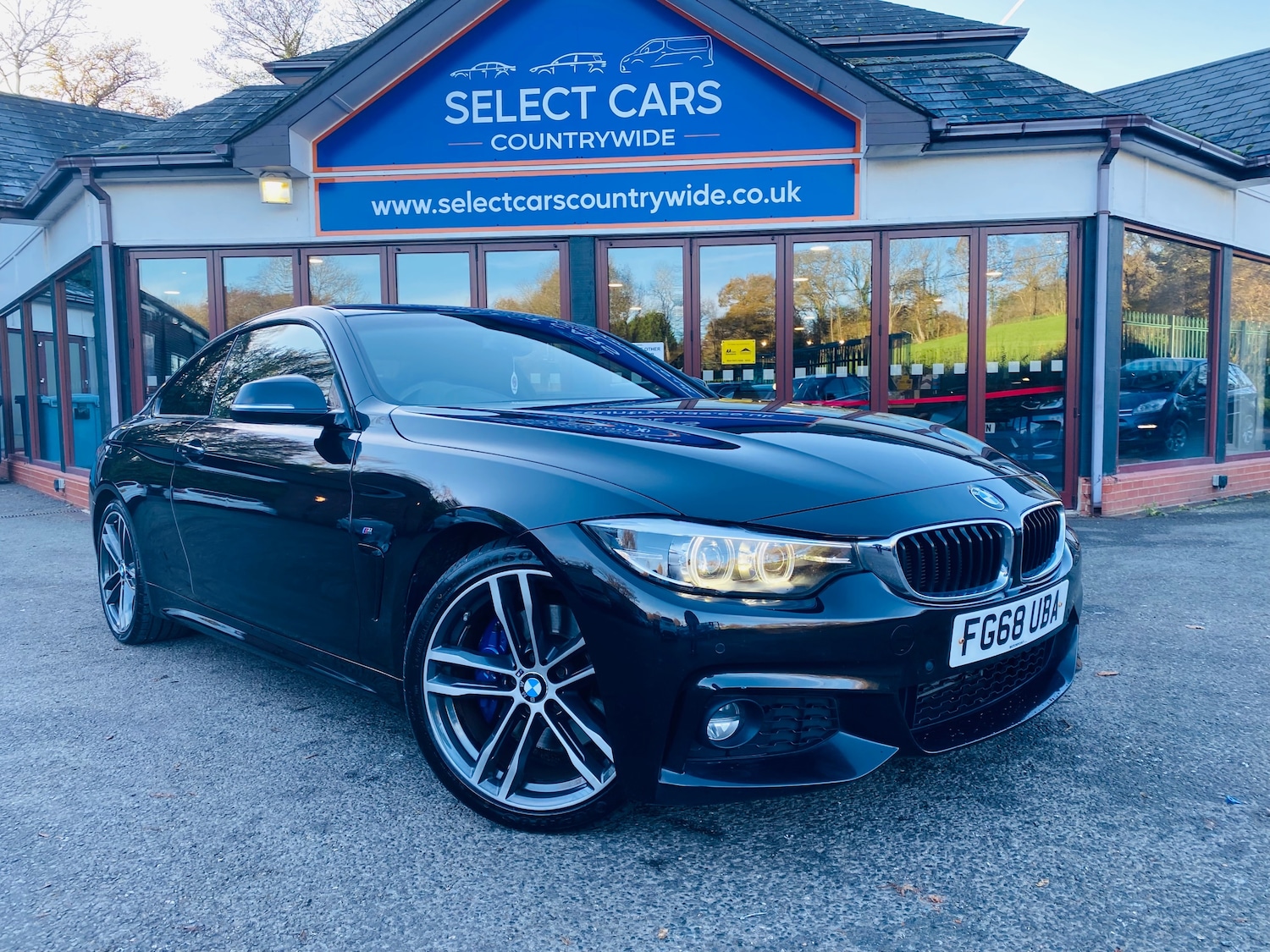Used BMW 4 Series 2018 for sale - 76641648: Photo 2