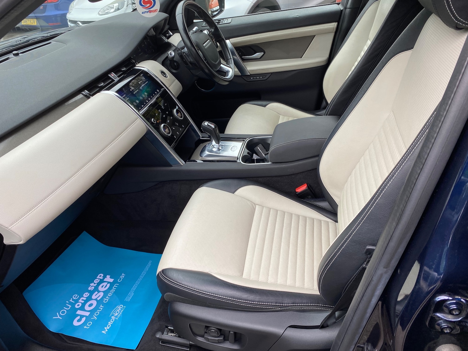 Used Land Rover Discovery Sport 2020 for sale - 76236887: Photo 27