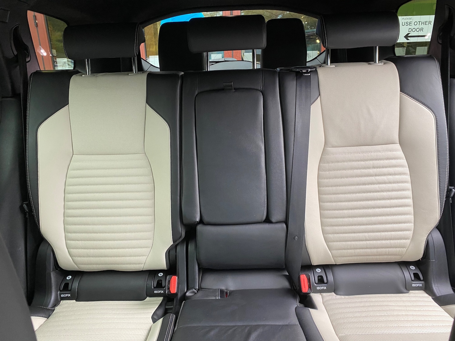 Used Land Rover Discovery Sport 2020 for sale - 76236887: Photo 30