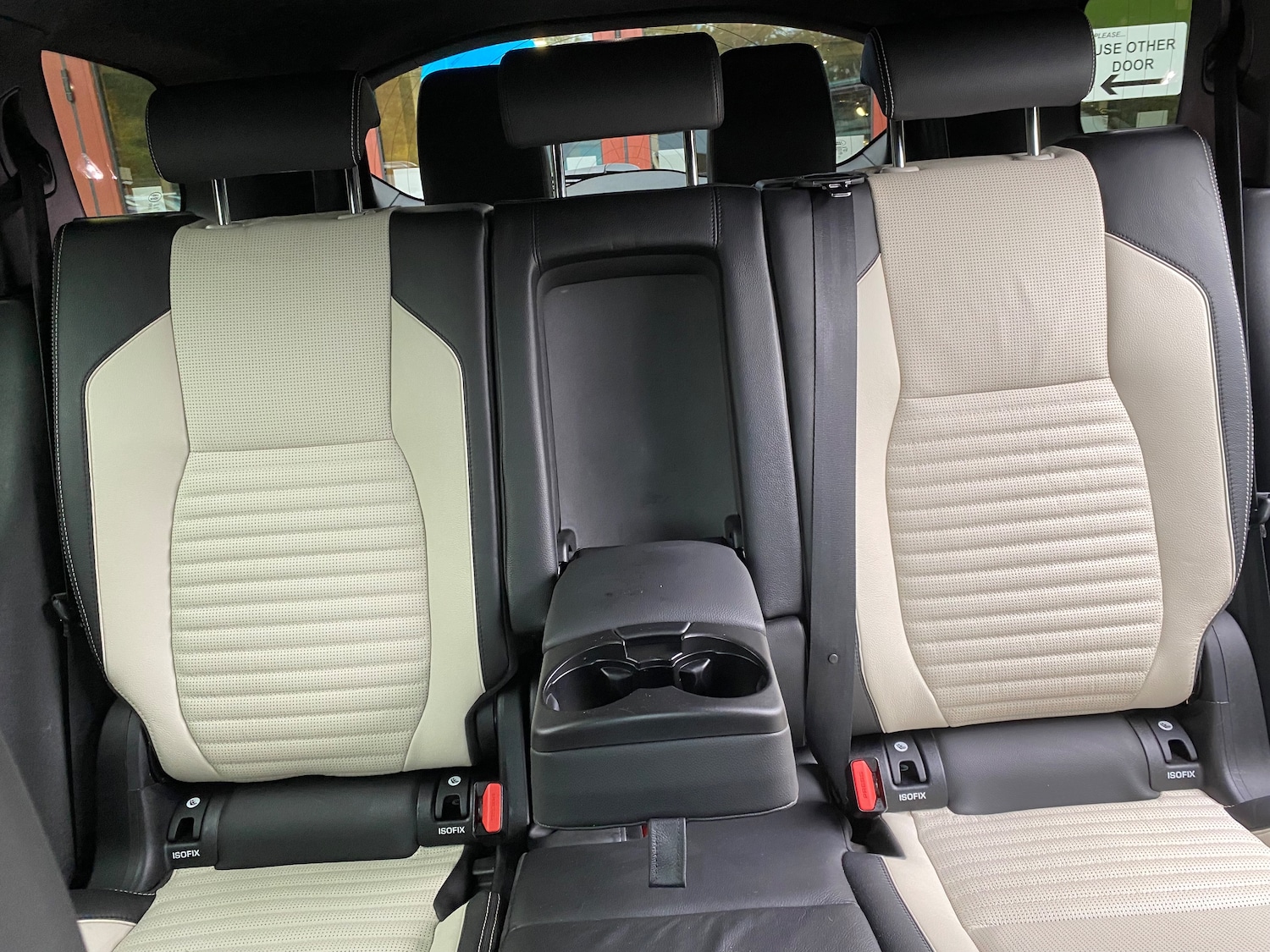 Used Land Rover Discovery Sport 2020 for sale - 76236887: Photo 31