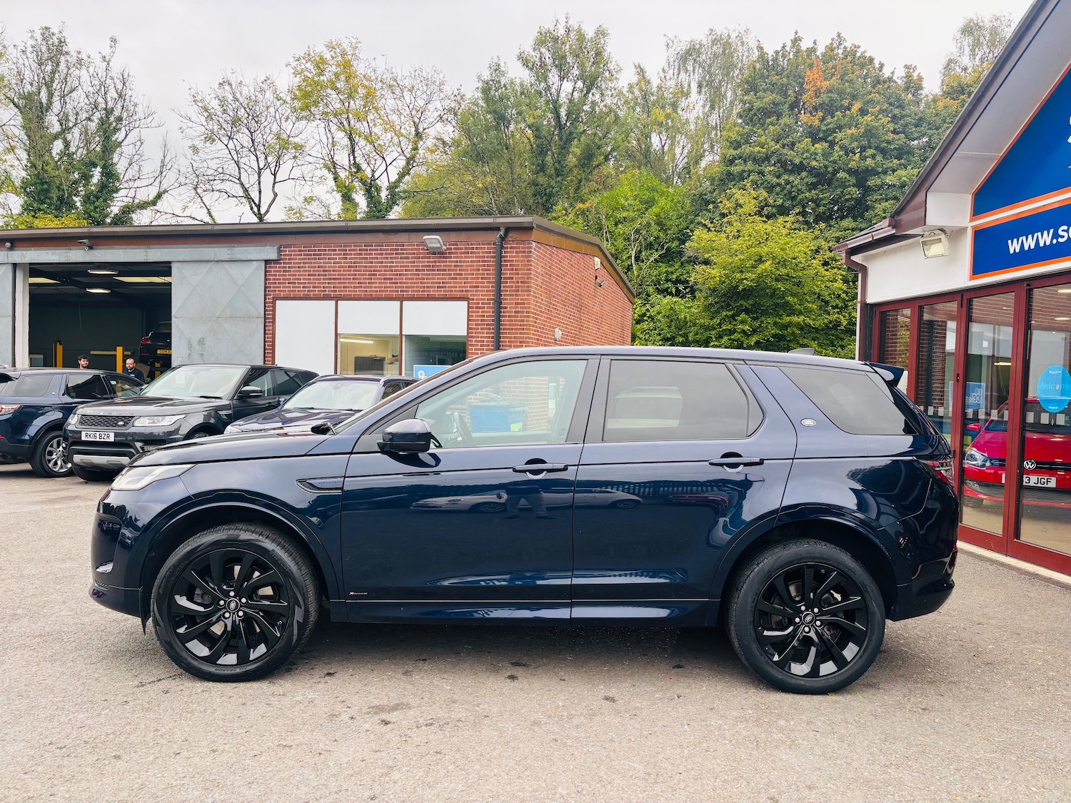 Used Land Rover Discovery Sport 2020 for sale - 76236887: Photo 5