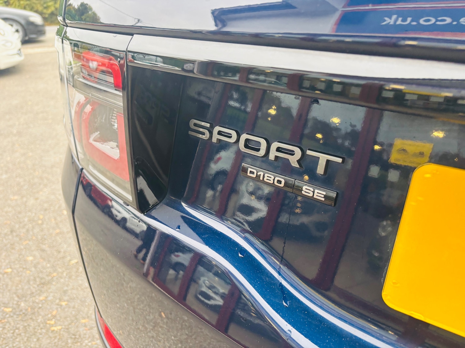 Used Land Rover Discovery Sport 2020 for sale - 76236887: Photo 8