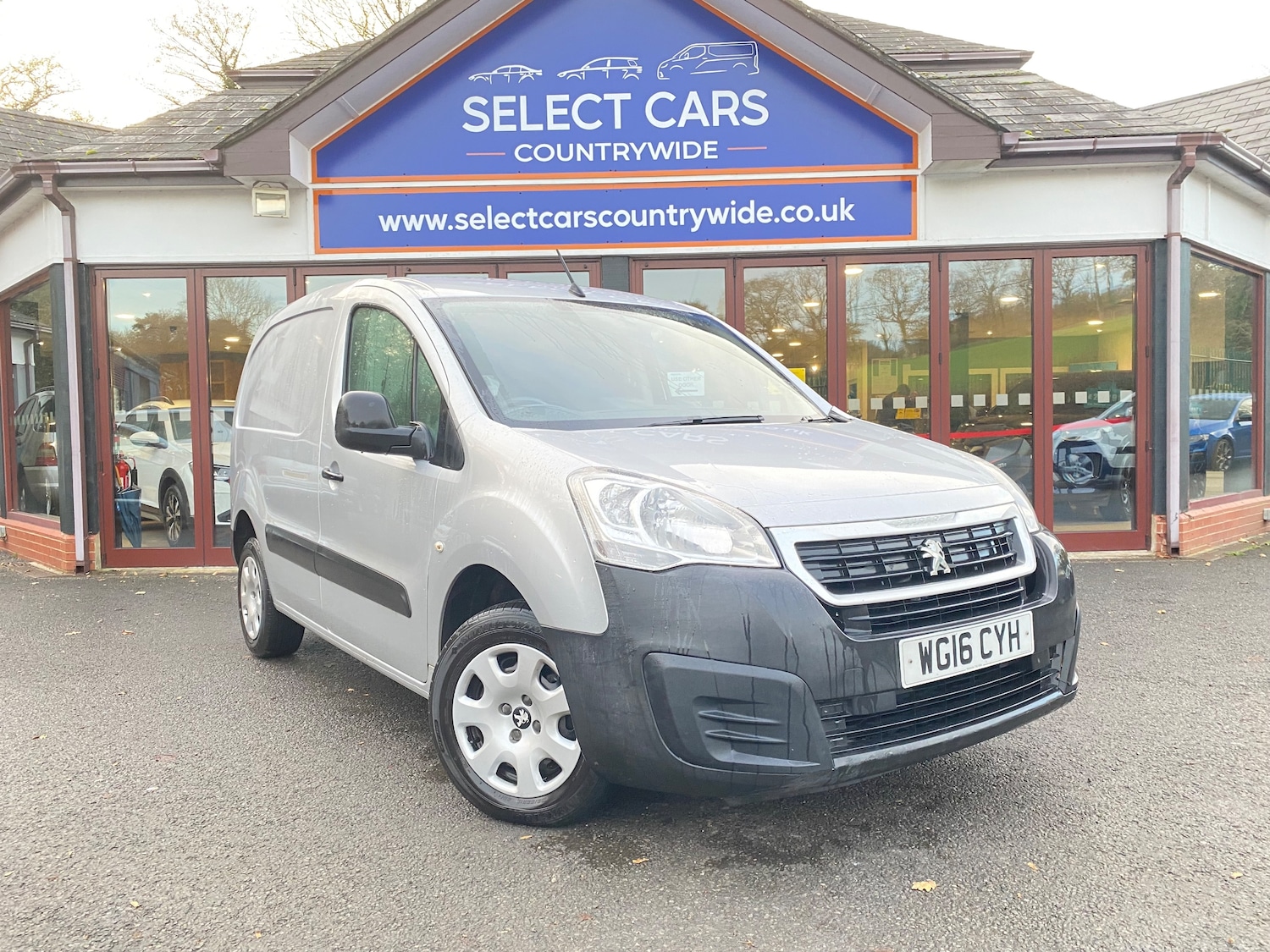 Used Peugeot Partner 2016 for sale - 76739395: Photo 2