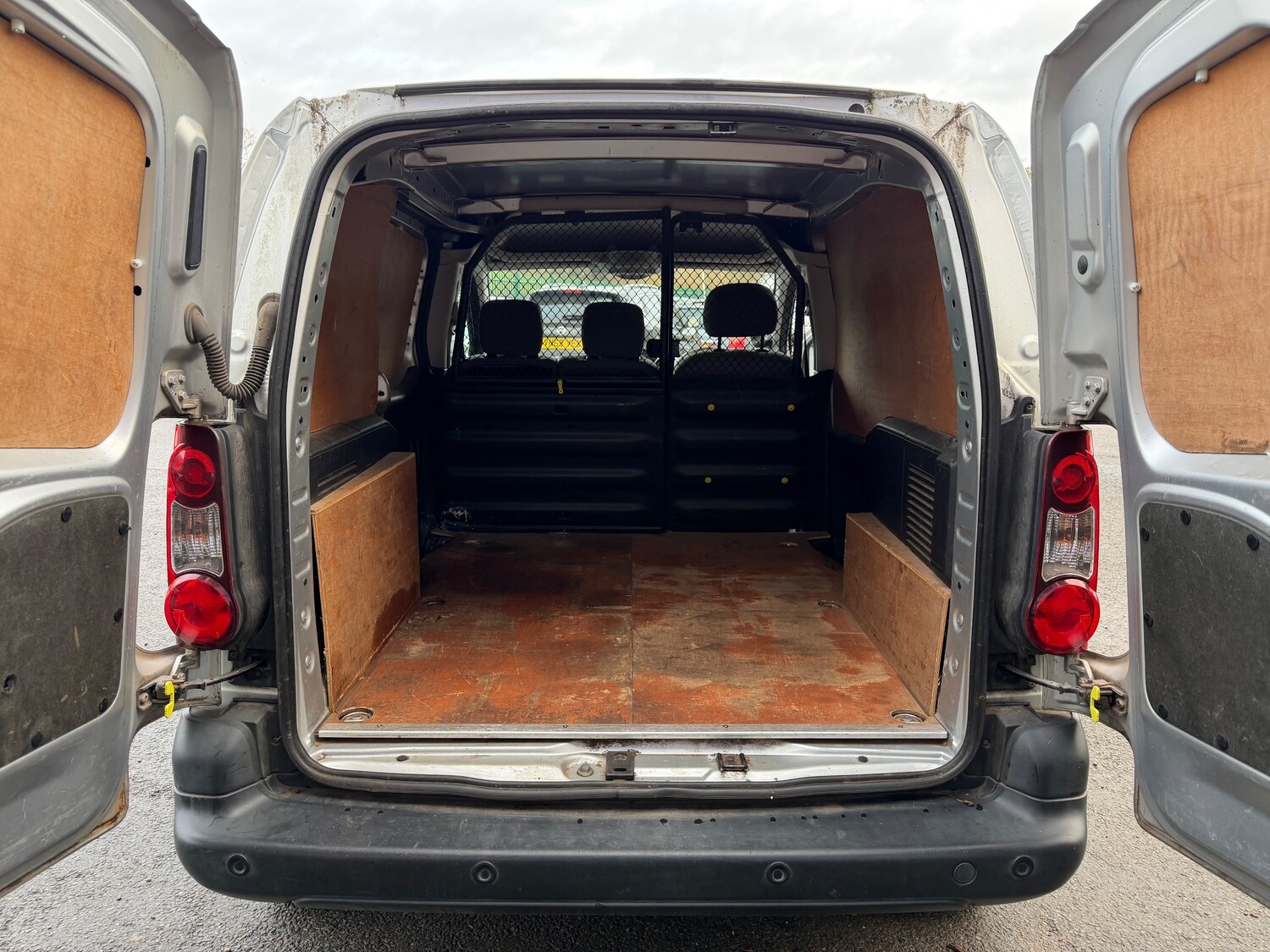 Used Peugeot Partner 2016 for sale - 76739395: Photo 22