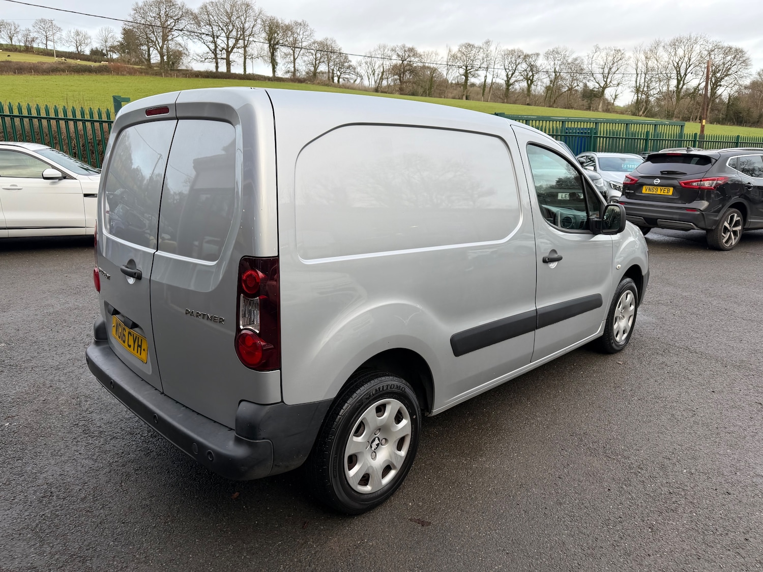 Used Peugeot Partner 2016 for sale - 76739395: Photo 8