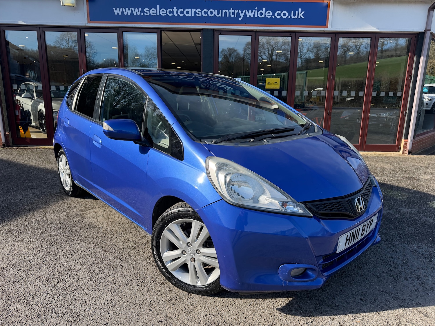 Used Honda Jazz 2011 for sale - 77629481: Photo 2