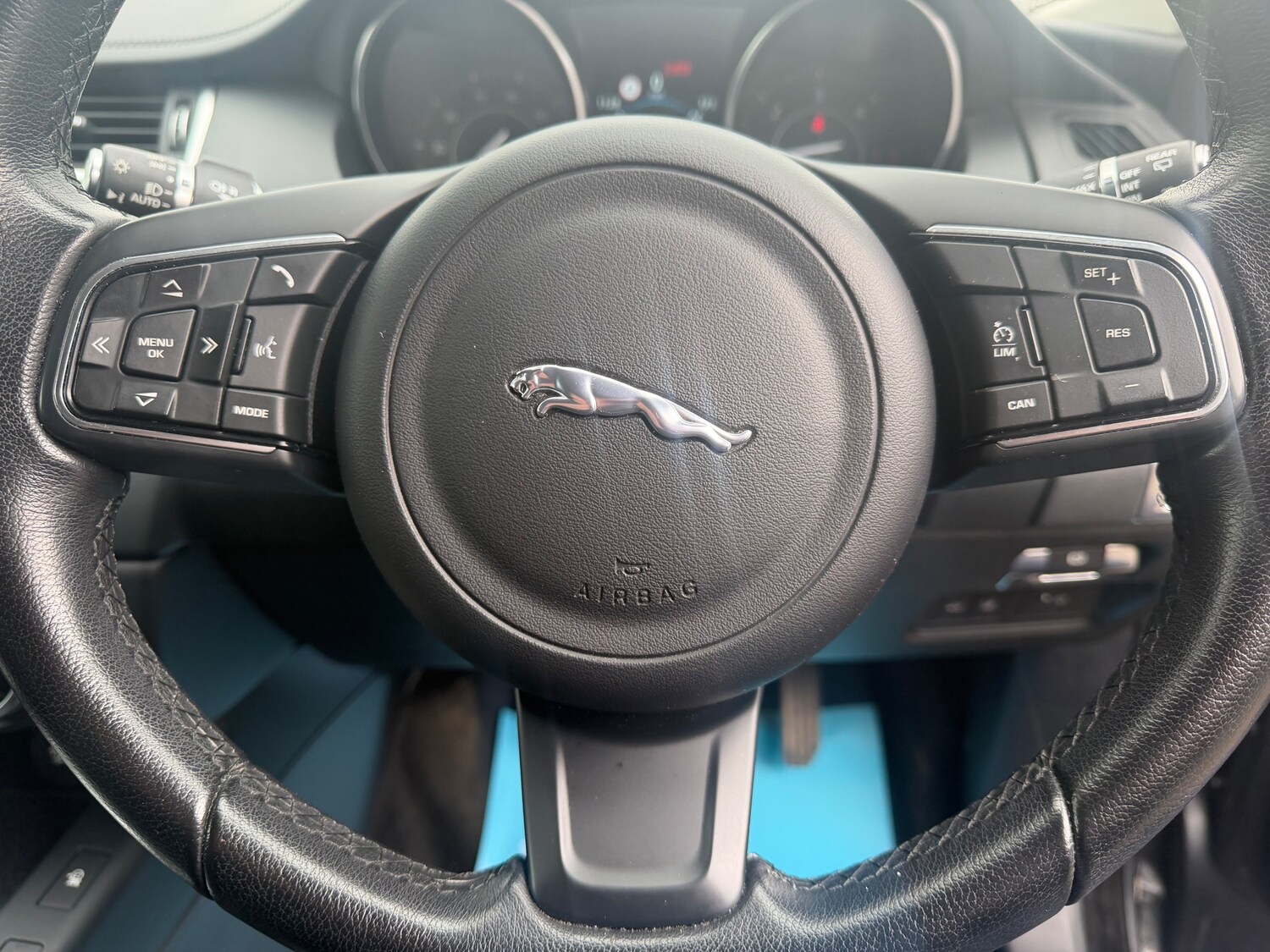 Used Jaguar E-Pace 2018 for sale - 77557331: Photo 15