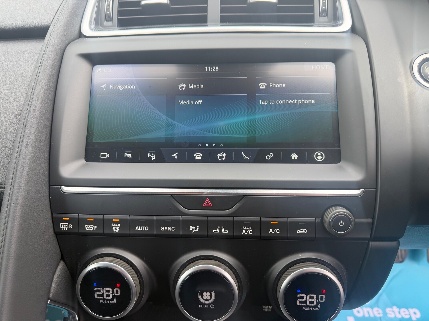 Used Jaguar E-Pace 2018 for sale - 77557331: Photo 17