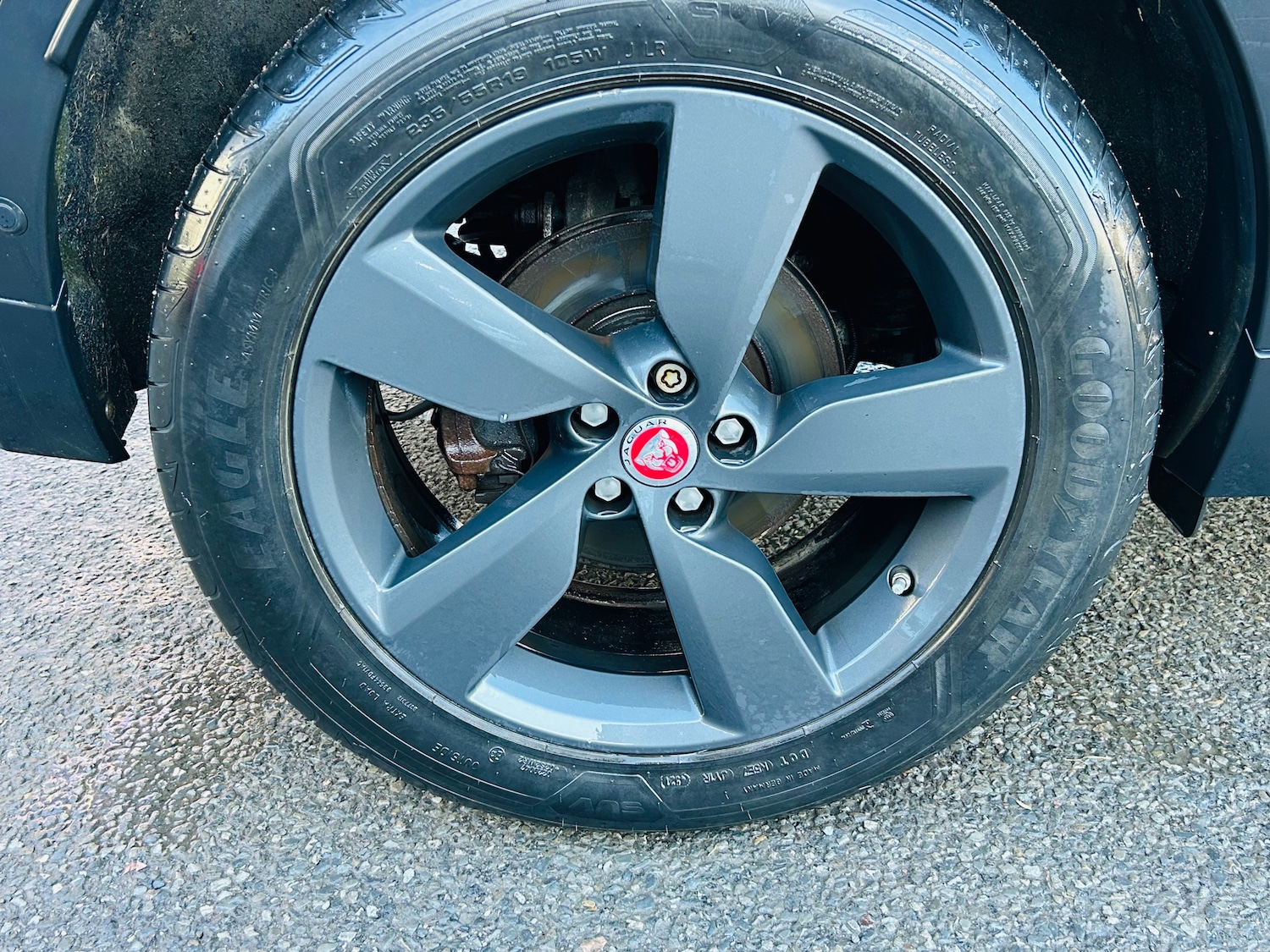 Used Jaguar E-Pace 2018 for sale - 77557331: Photo 2