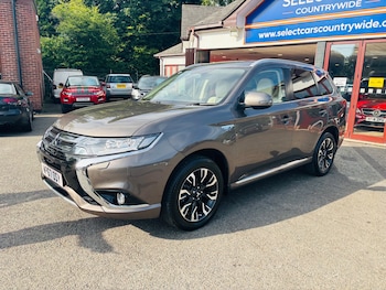 Used Mitsubishi Outlander 2017 for sale - 75504680: Photo