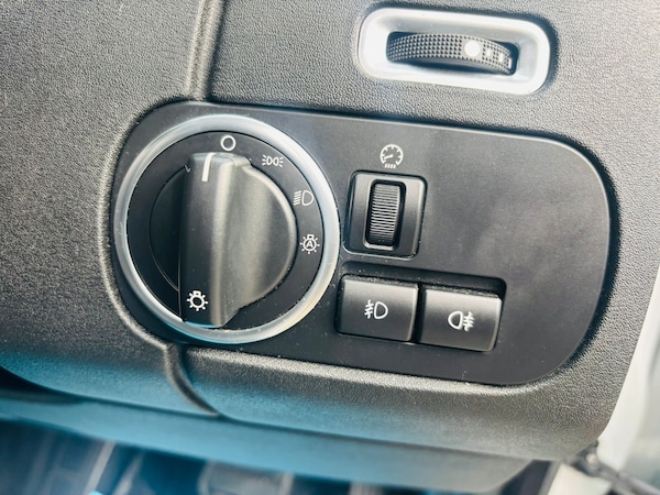 Used Land Rover Discovery 4 2016 for sale - 76274523: Photo 26