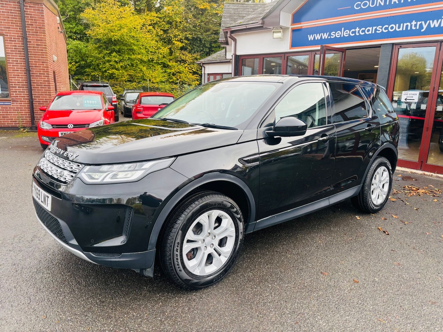 Used Land Rover Discovery Sport 2020 for sale - 76395602: Photo 3