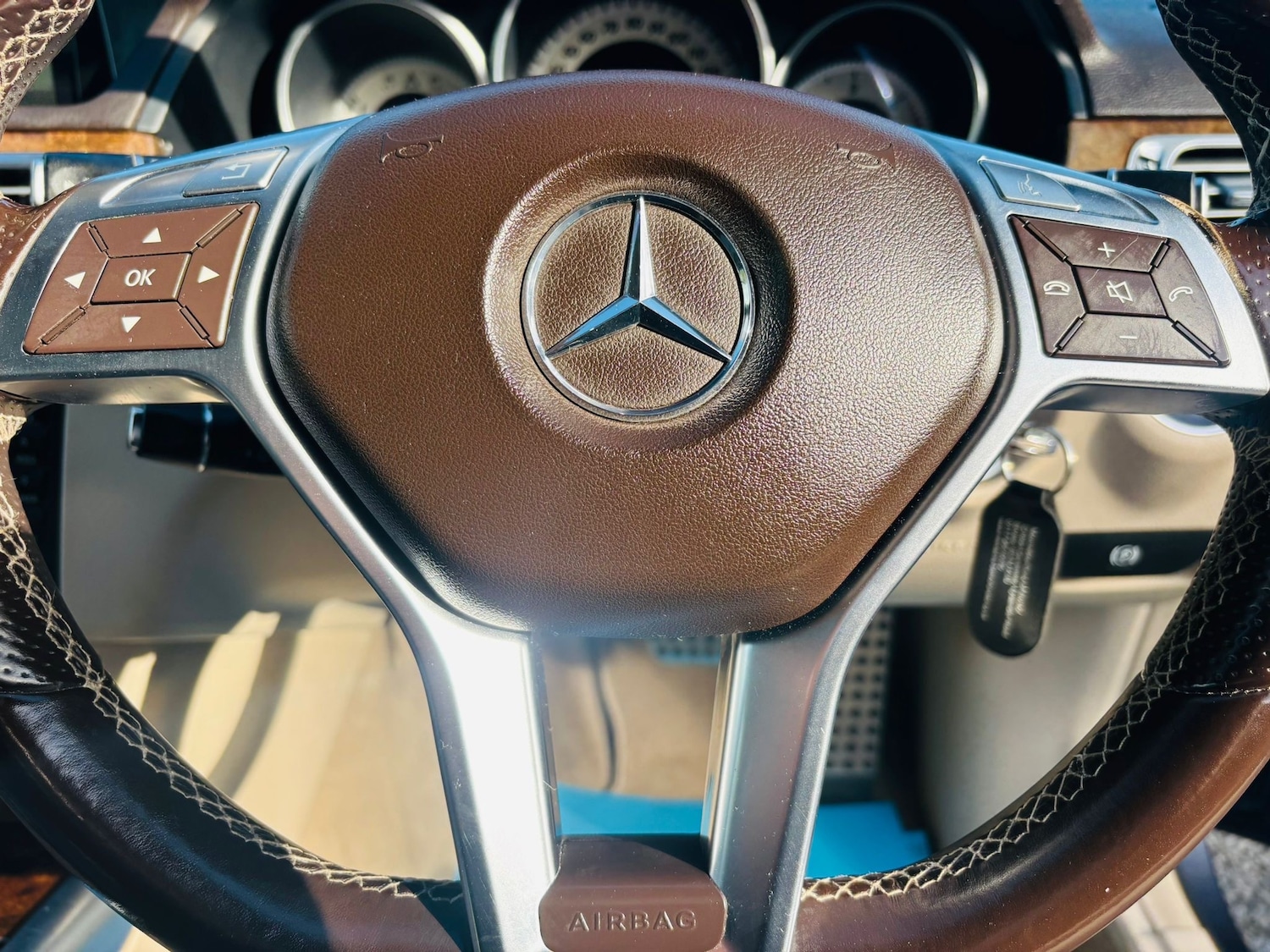 Used Mercedes-Benz E Class 2013 for sale - 76581272: Photo 13