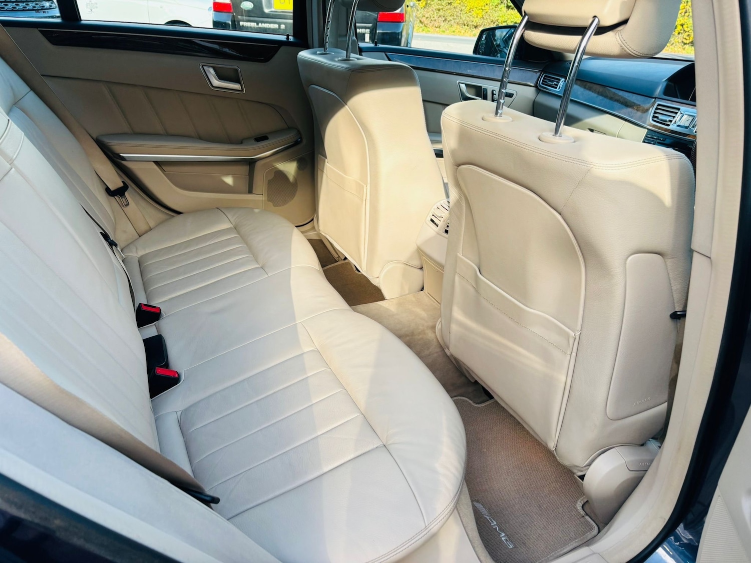 Used Mercedes-Benz E Class 2013 for sale - 76581272: Photo 28