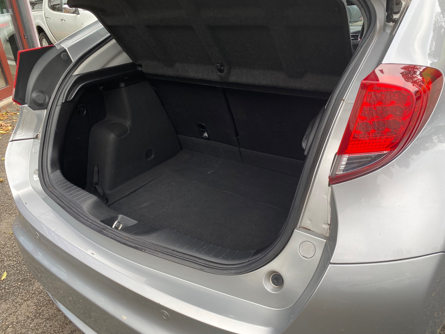 Used Honda Civic 2012 for sale - 76386903: Photo 26