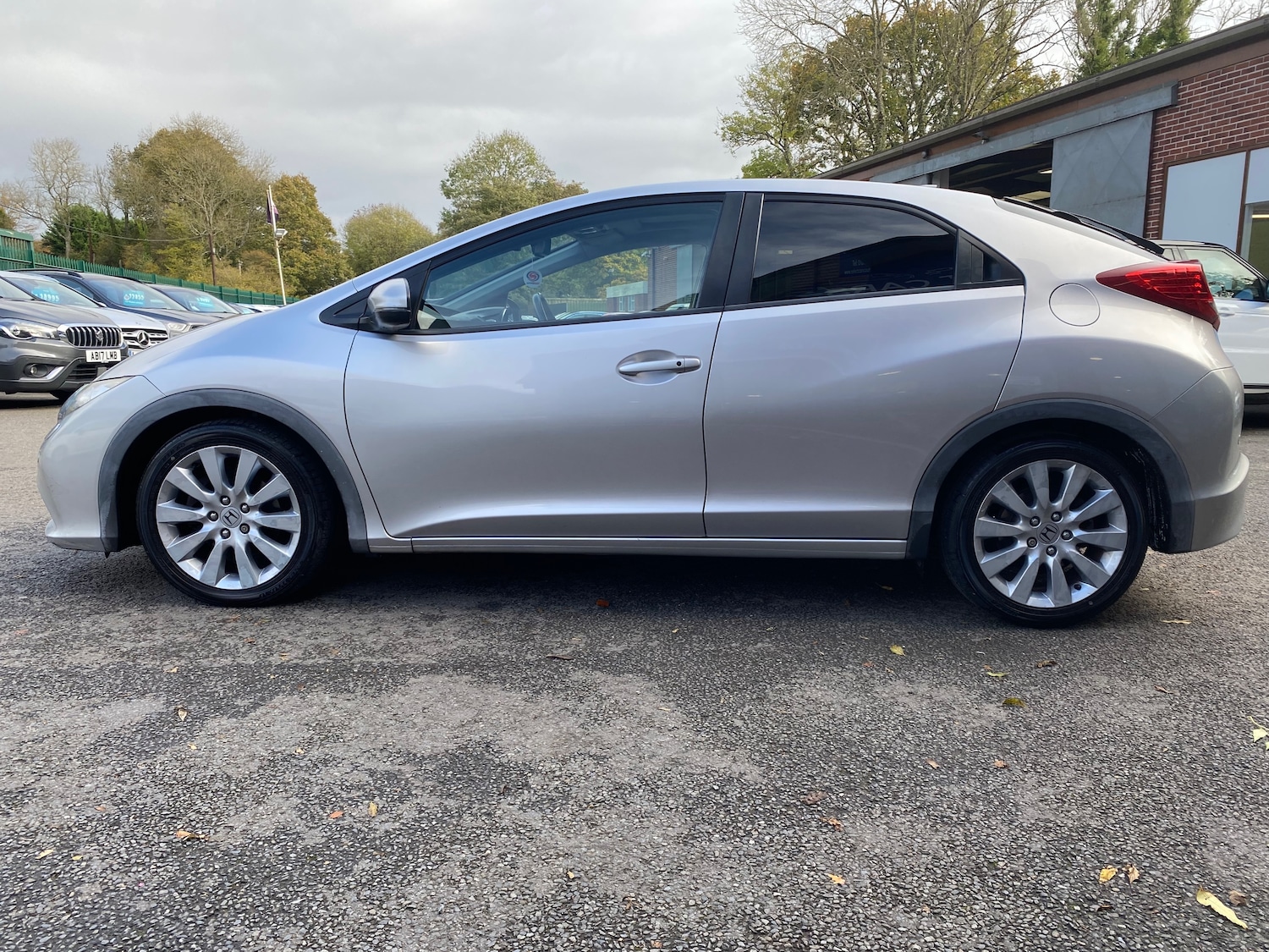 Used Honda Civic 2012 for sale - 76386903: Photo 5