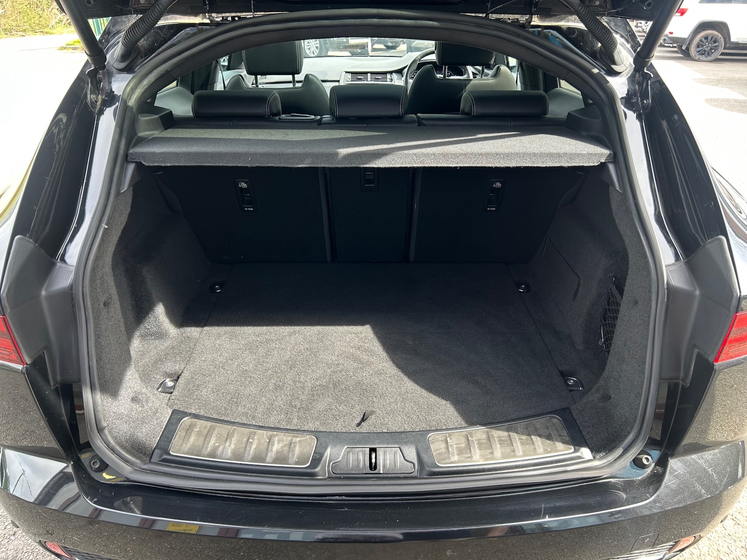 Used Jaguar E-Pace 2021 for sale - 78059918: Photo 8