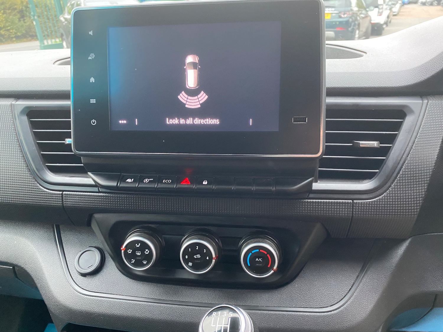 Used Renault Trafic 2022 for sale - 76198105: Photo 18