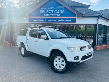 Mitsubishi - L200