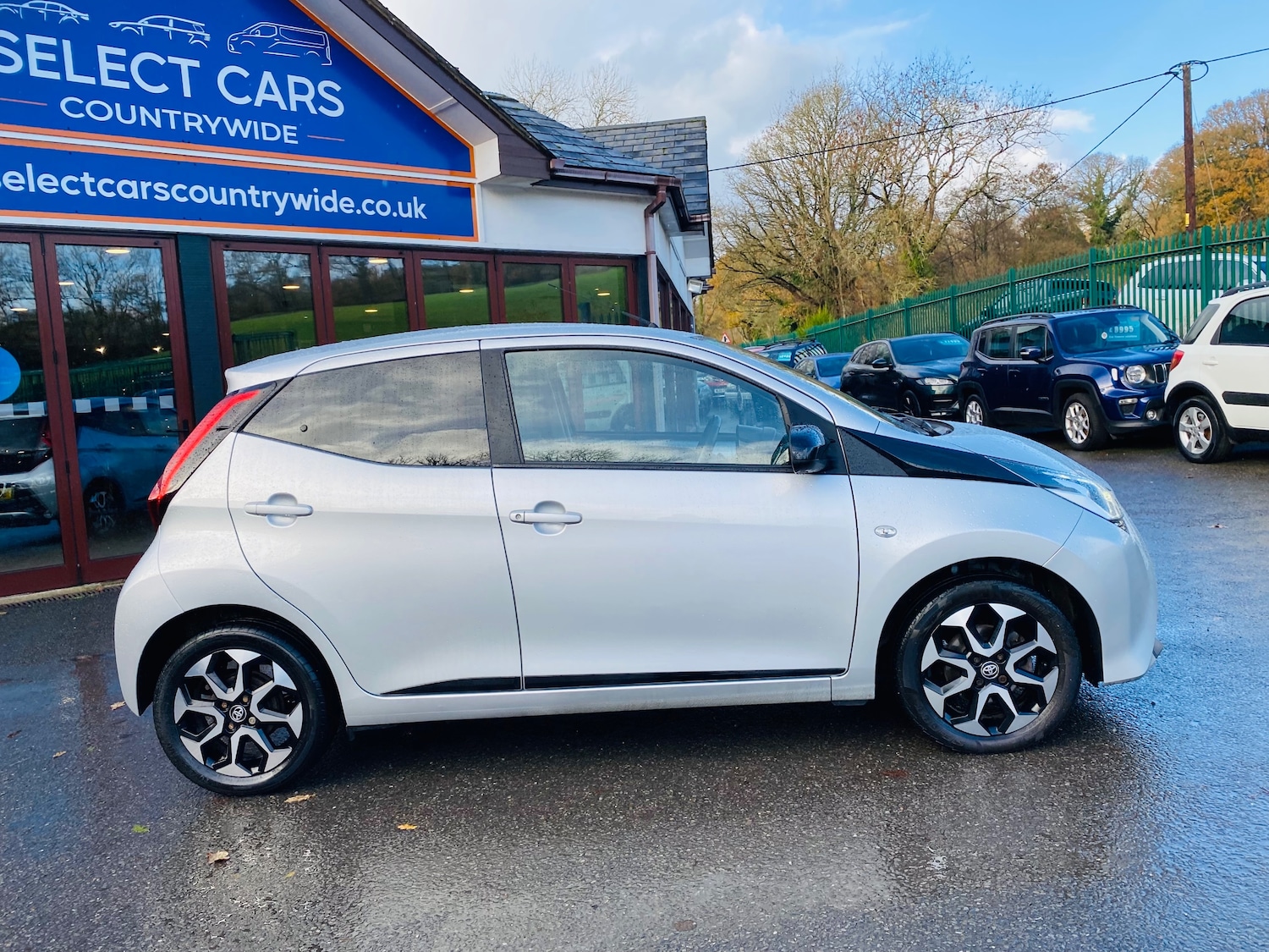 Used Toyota AYGO 2019 for sale - 76783331: Photo 12