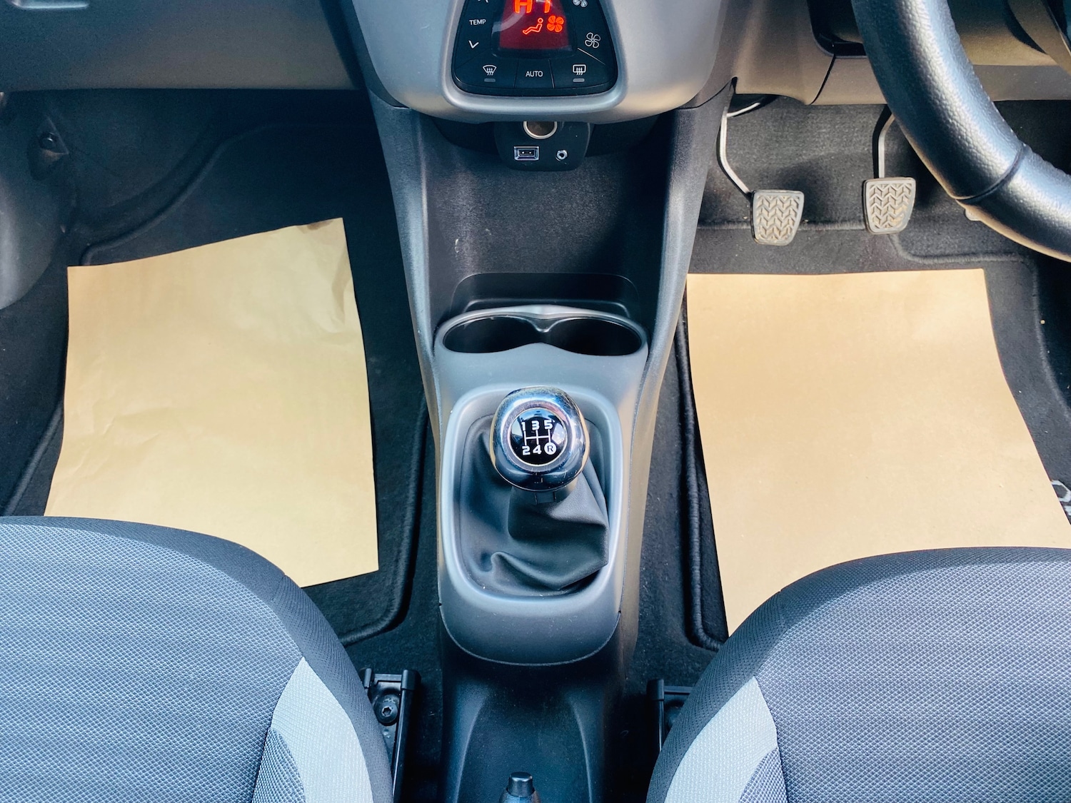 Used Toyota AYGO 2019 for sale - 76783331: Photo 23