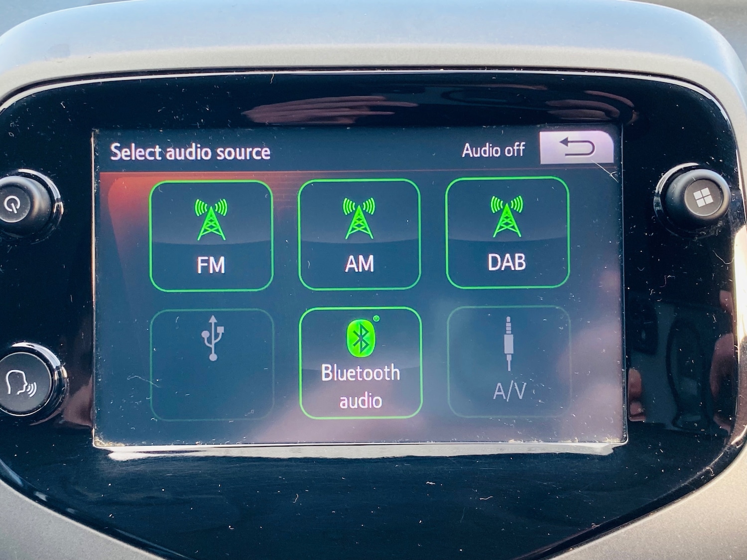 Used Toyota AYGO 2019 for sale - 76783331: Photo 25