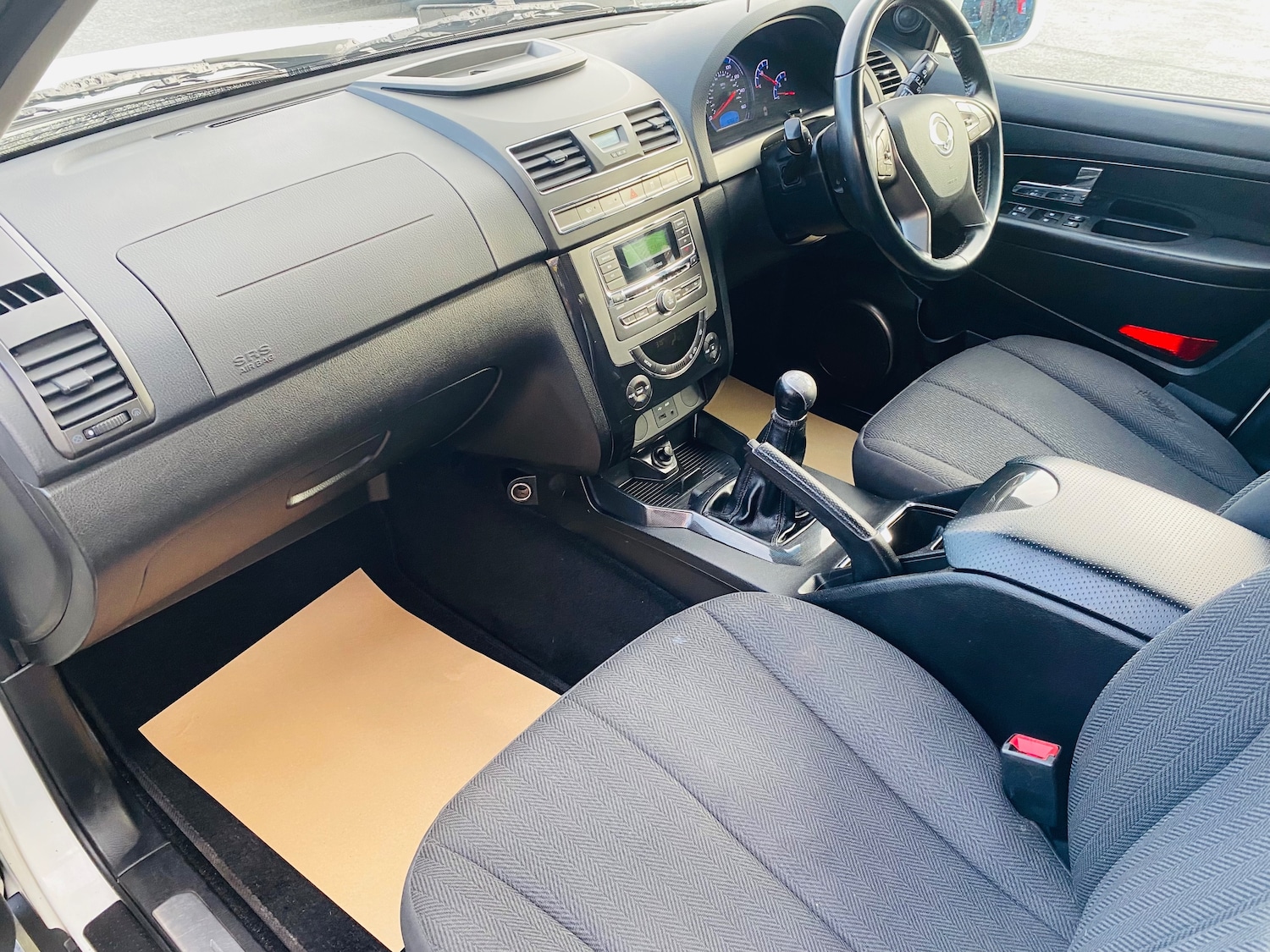 Used Ssangyong Rexton 2017 for sale - 76957670: Photo 23