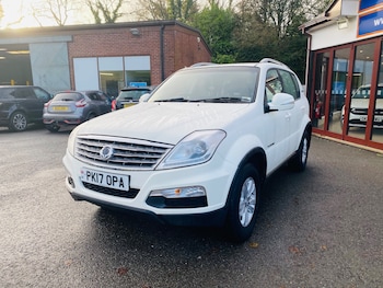 Used Ssangyong Rexton 2017 for sale - 76957670: Photo