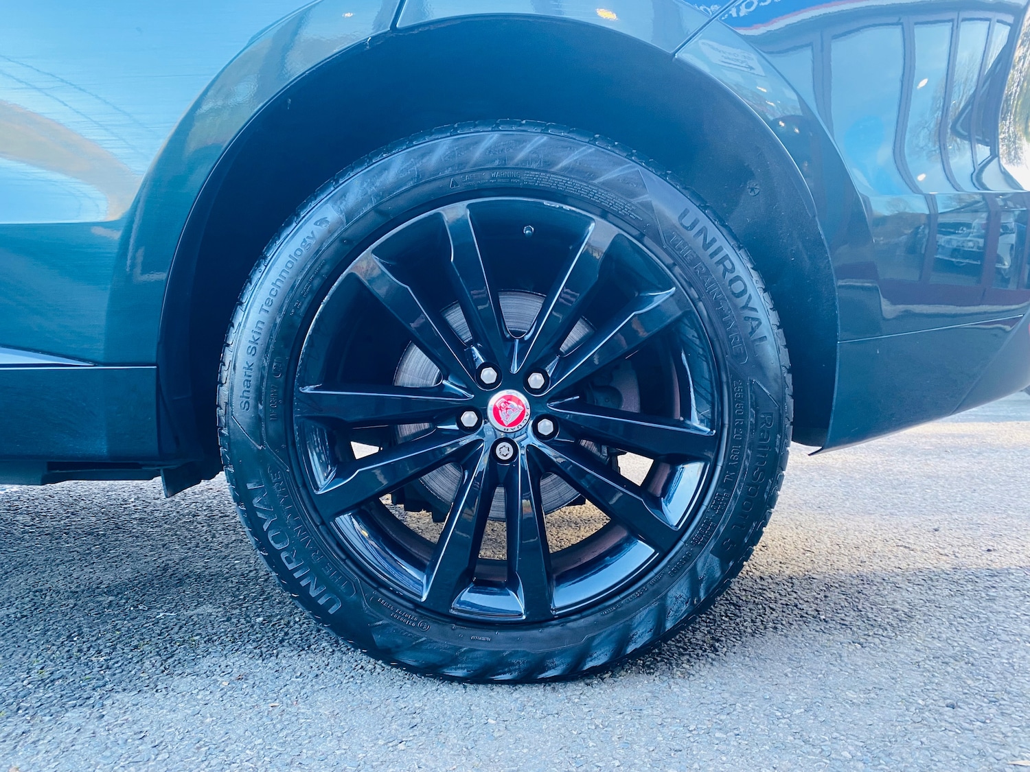 Used Jaguar F-Pace 2017 for sale - 76641649: Photo 14