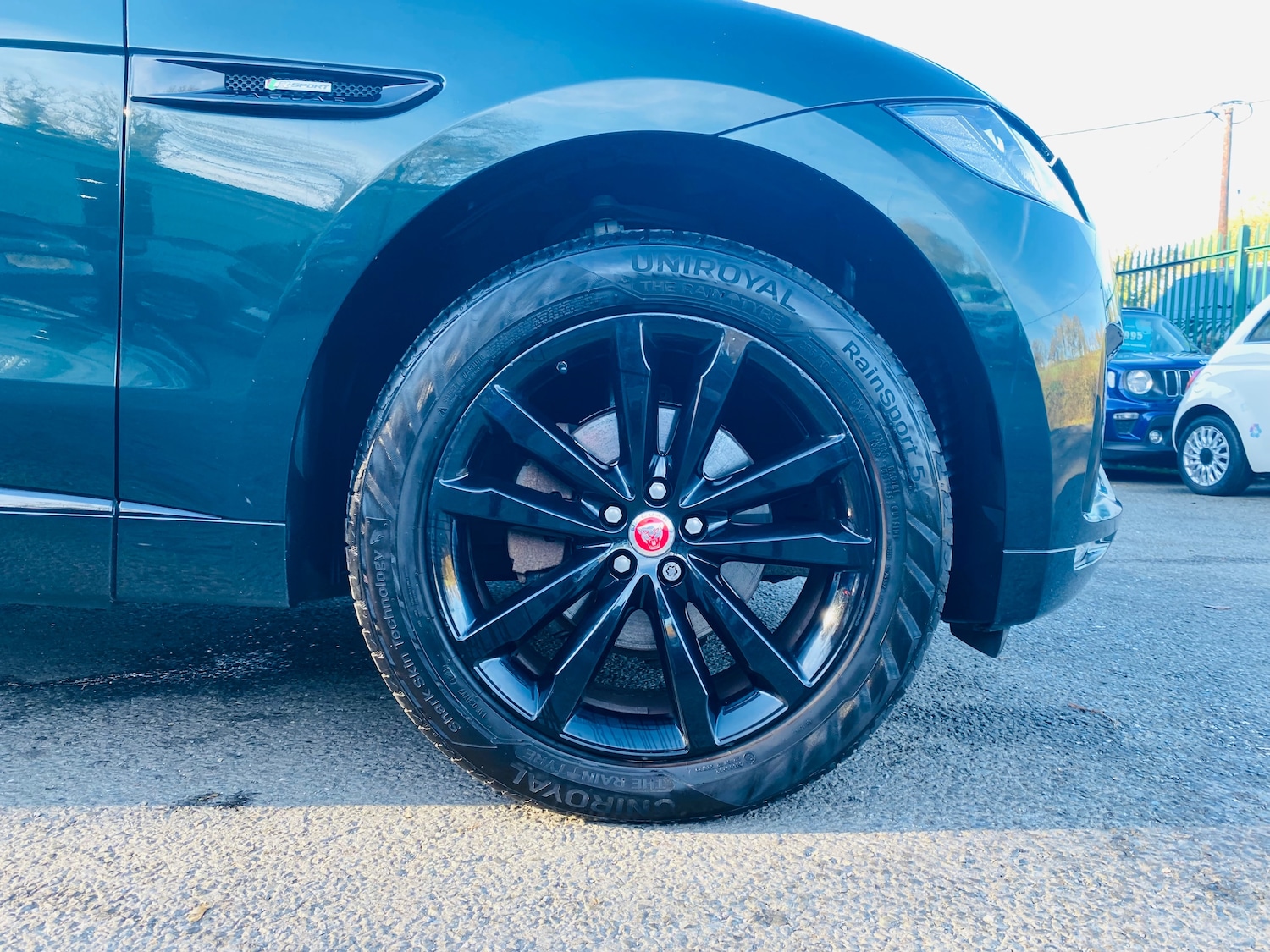 Used Jaguar F-Pace 2017 for sale - 76641649: Photo 16