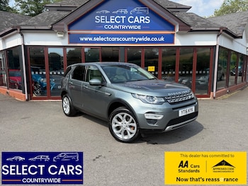 Used Land Rover Discovery Sport 2016 for sale - 78739459: Photo