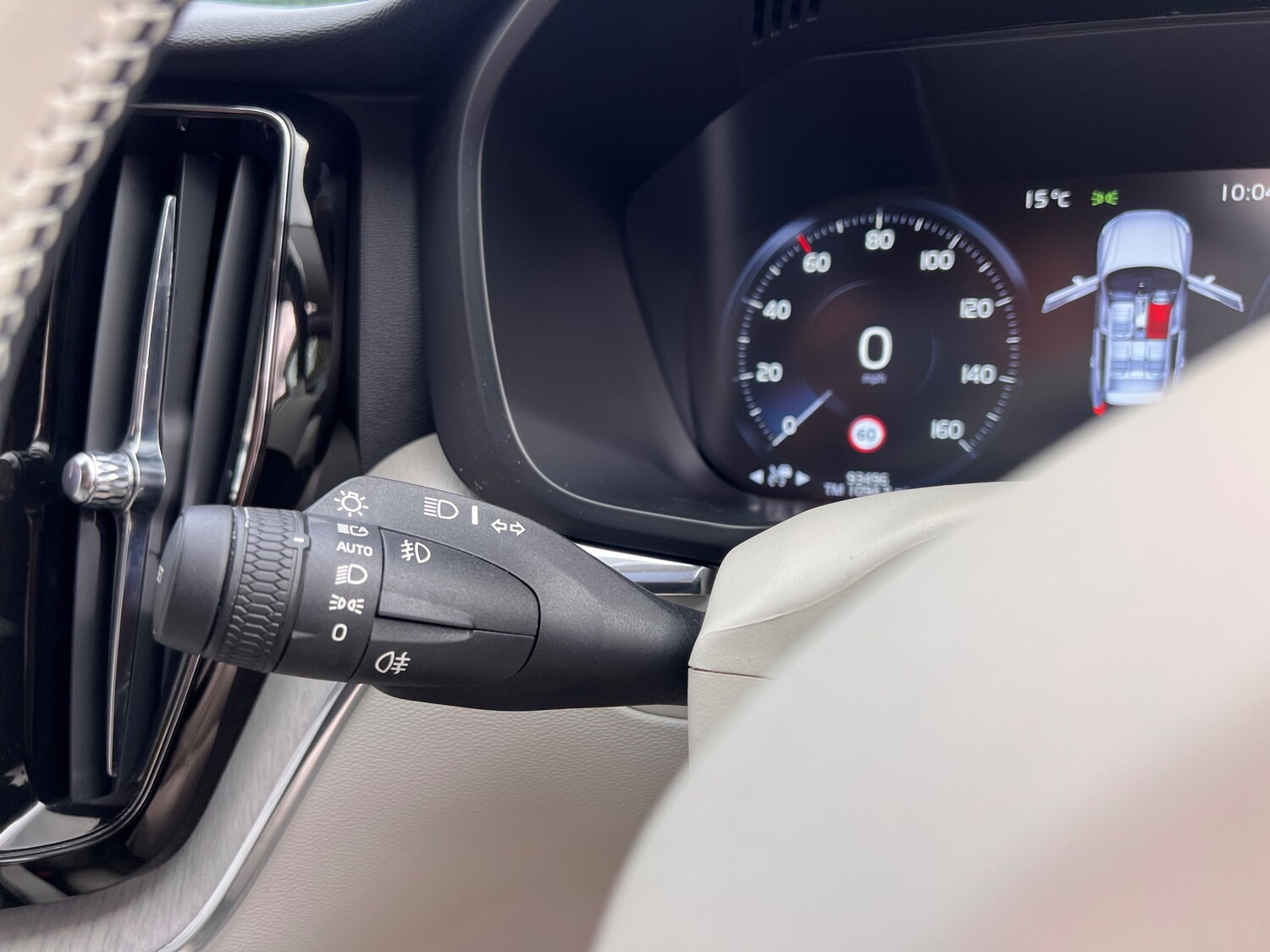 Used Volvo XC60 2017 for sale - 77094231: Photo 24