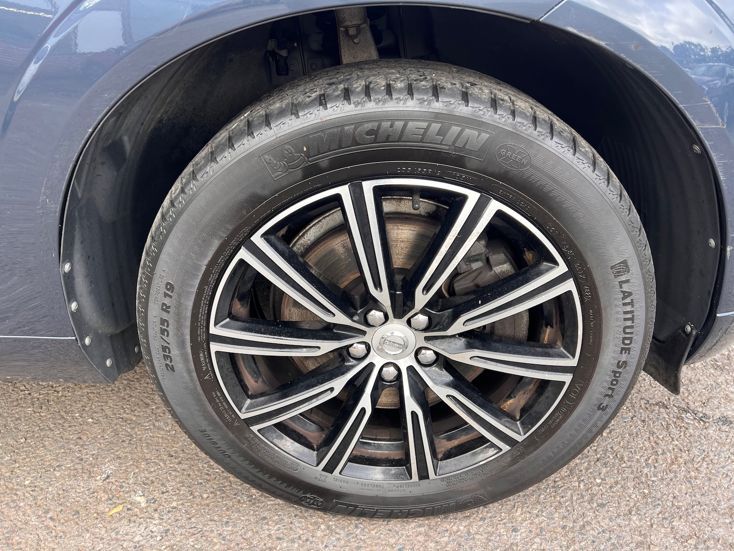 Used Volvo XC60 2017 for sale - 77094231: Photo 32