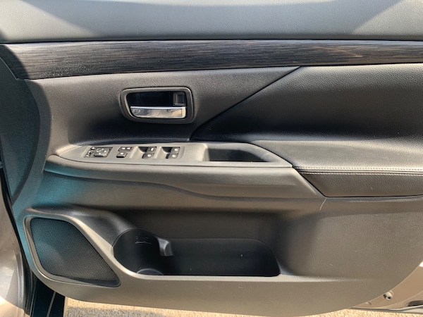 Used Mitsubishi Outlander 2016 for sale - 75648975: Photo 23