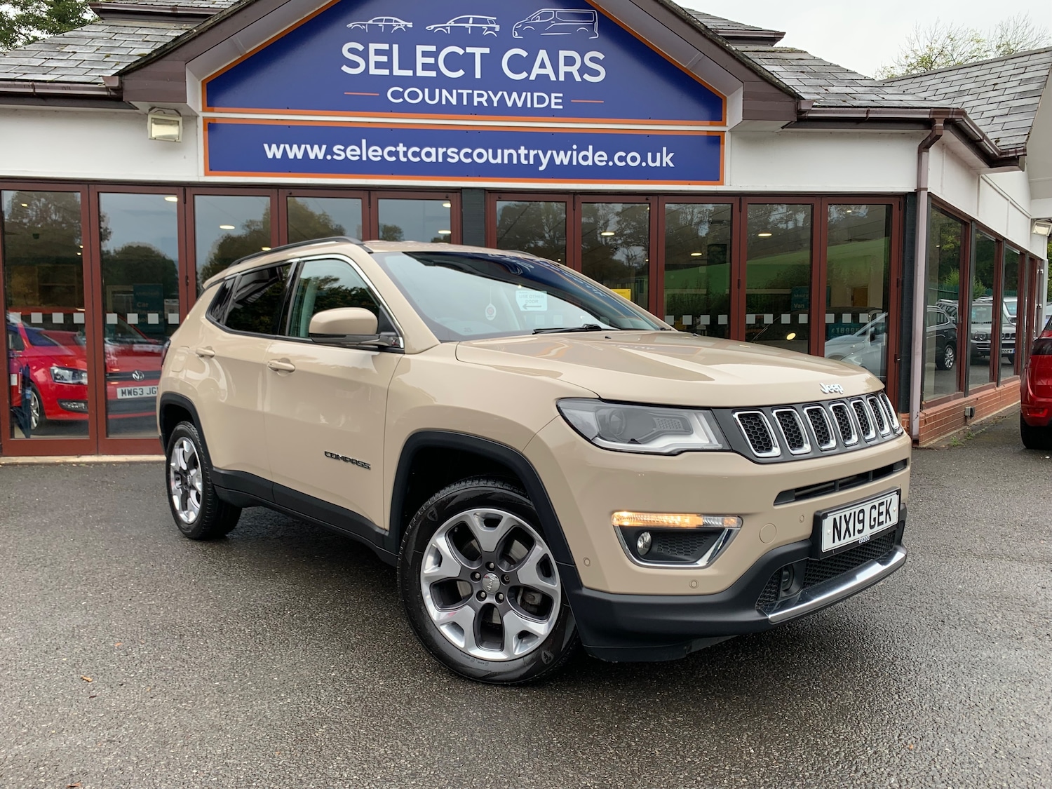 Used Jeep Compass 2019 for sale - 76253143: Photo 2
