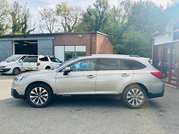 Used Subaru Outback 2015 for sale - 76186866: Photo 5