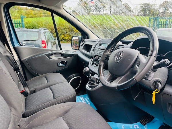 Used Vauxhall Vivaro 2018 for sale - 76274519: Photo 12