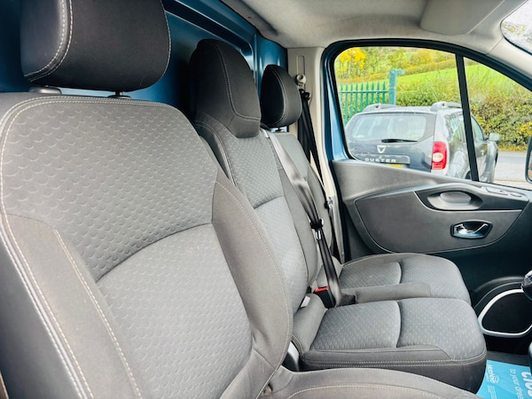 Used Vauxhall Vivaro 2018 for sale - 76274519: Photo 13