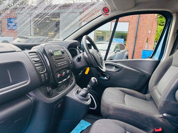 Used Vauxhall Vivaro 2018 for sale - 76274519: Photo 19