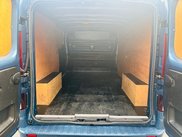 Used Vauxhall Vivaro 2018 for sale - 76274519: Photo 25