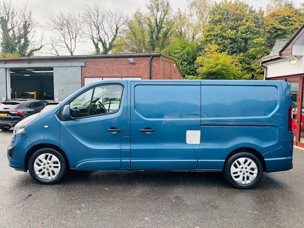 Used Vauxhall Vivaro 2018 for sale - 76274519: Photo 5