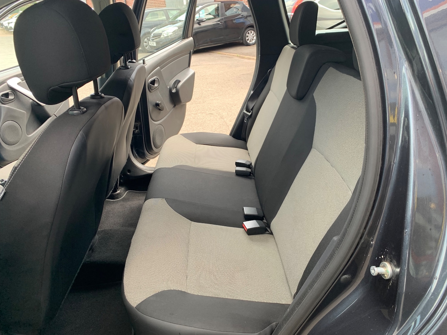 Used Dacia Duster 2016 for sale - 76102051: Photo 11
